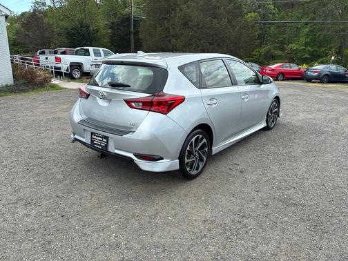 Classic Silver Metallic 2017 Toyota Corolla iM Base