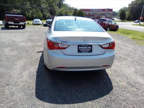 2011 Hyundai SONATA Limited