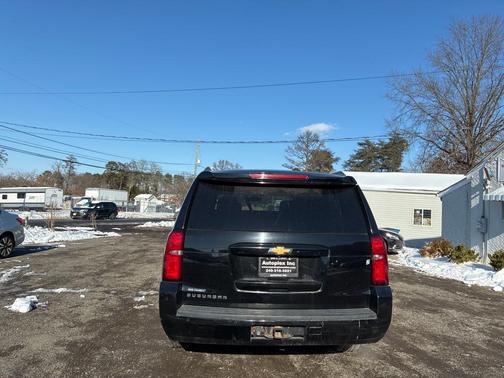 2016 Chevrolet Suburban LS