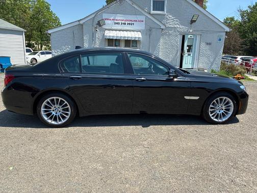 BLACK 2015 BMW 740 Li