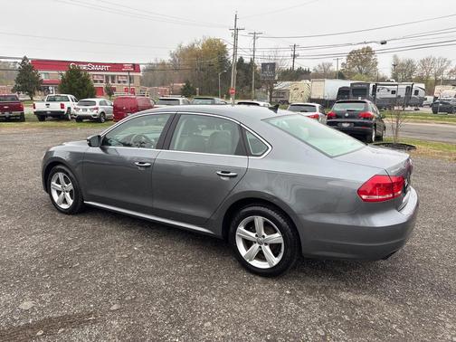 2015 Volkswagen Passat 1.8T Limited Edition