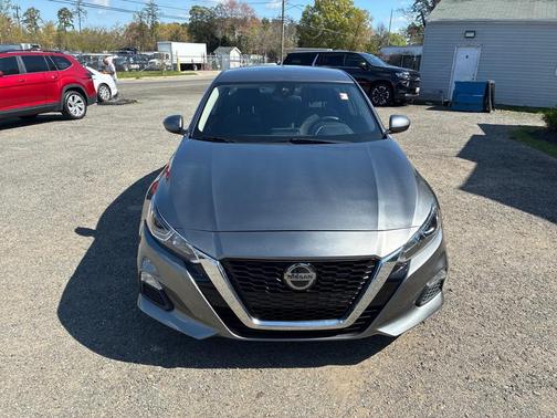 Gun Metallic 2022 Nissan Altima S FWD