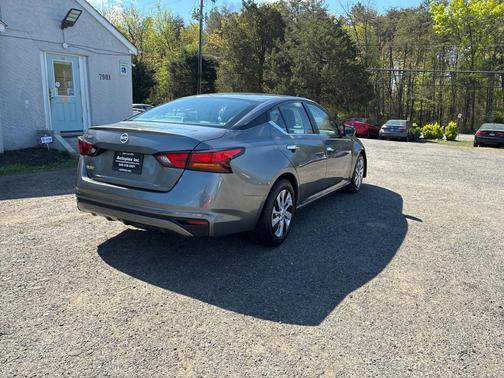 Gun Metallic 2022 Nissan Altima S FWD