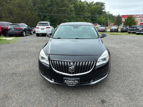 BLACK 2014 Buick Regal Base