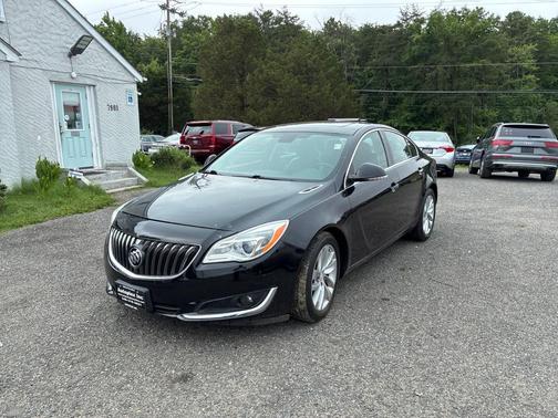 BLACK 2014 Buick Regal Base