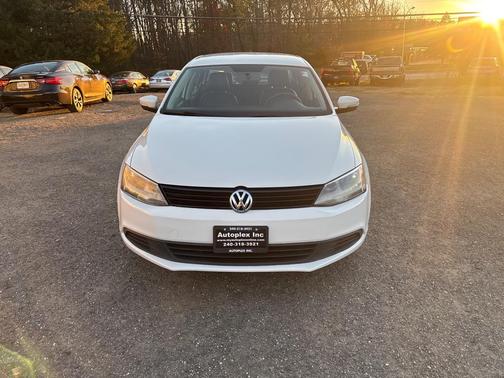 2014 Volkswagen Jetta Auto SE