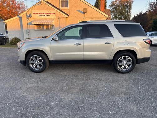 2016 GMC Acadia SLT-1