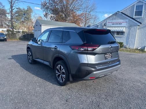 2021 Nissan Rogue SV