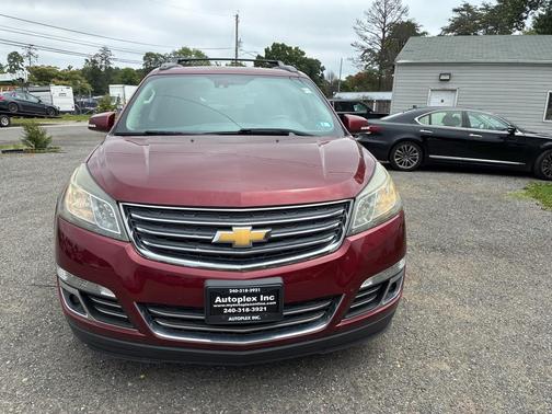 RED 2015 Chevrolet Traverse LTZ