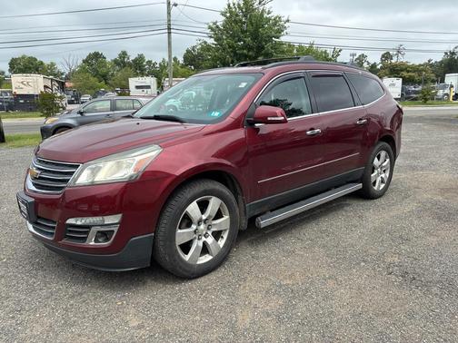 RED 2015 Chevrolet Traverse LTZ