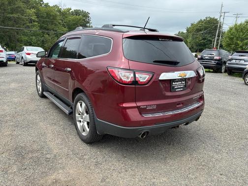 RED 2015 Chevrolet Traverse LTZ
