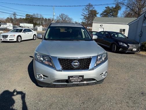 2013 Nissan Pathfinder Platinum