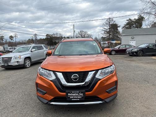 2018 Nissan Rogue SV
