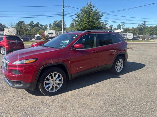 Deep Cherry Red Crystal Pearlcoat 2015 Jeep Cherokee Limited
