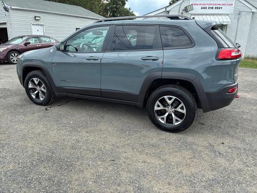 Anvil Clear Coat 2014 Jeep Cherokee Trailhawk