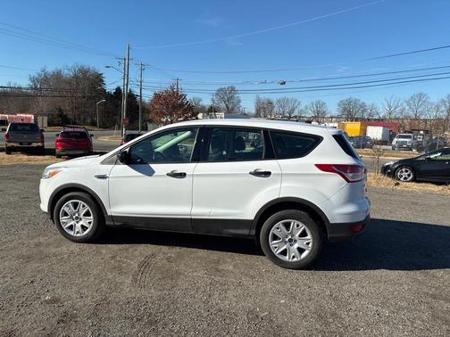 2014 Ford Escape S