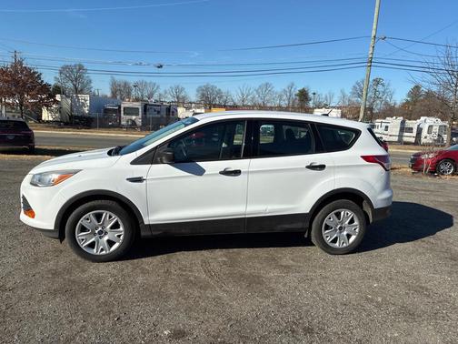 2014 Ford Escape S