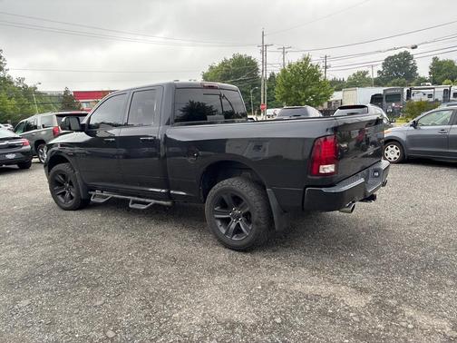 BLACK 2016 RAM 1500 Sport