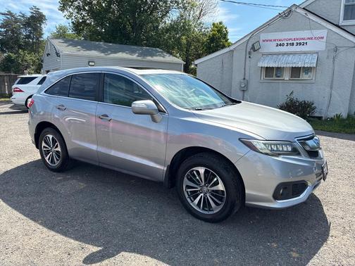 Lunar Silver Metallic 2018 Acura RDX Advance Package