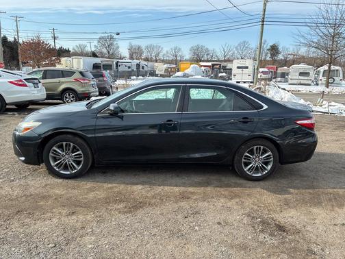 2015 Toyota Camry SE