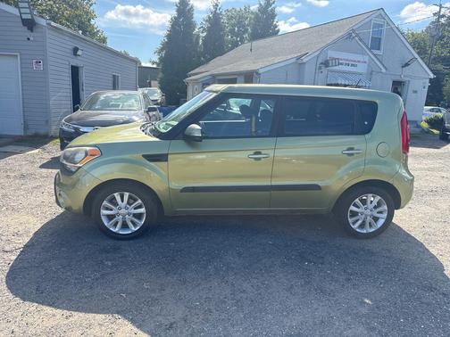 2013 Kia Soul +
