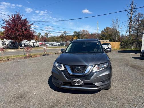 2020 Nissan Rogue SV