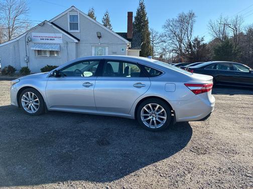 2013 Toyota Avalon XLE Premium