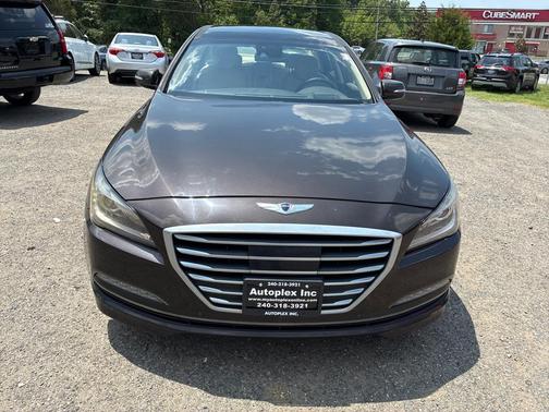 Manhattan Brown 2015 Hyundai Genesis 5.0
