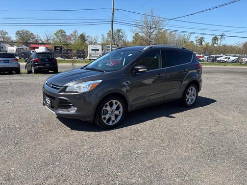 Magnetic 2016 Ford Escape Titanium