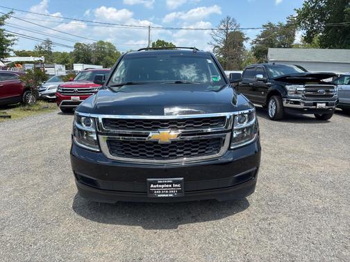 BLACK 2017 Chevrolet Suburban LT