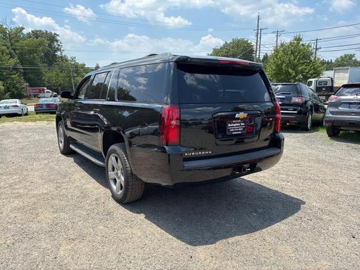 BLACK 2017 Chevrolet Suburban LT