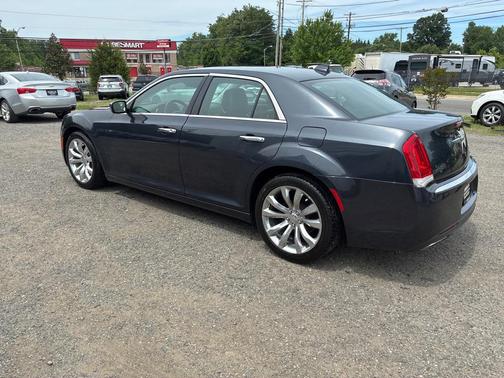 Maximum Steel Metallic Clearcoat 2018 Chrysler 300 Limited