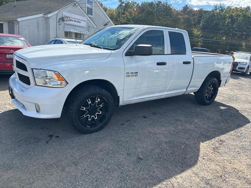 Bright White Clearcoat 2016 RAM 1500 Tradesman/Express