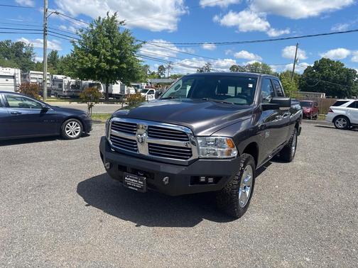 Granite Crystal Metallic Clearcoat 2015 RAM 1500 Big Horn