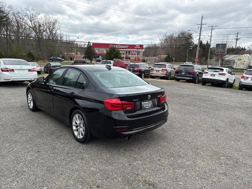 BLACK 2017 BMW 320 i