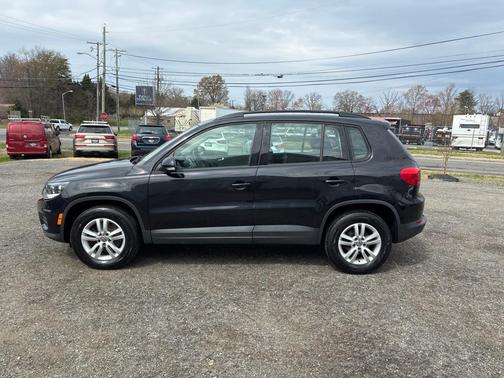 2016 Volkswagen Tiguan S
