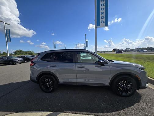 Urban Gray Pearl 2026 Honda CR-V Hybrid Sport FWD
