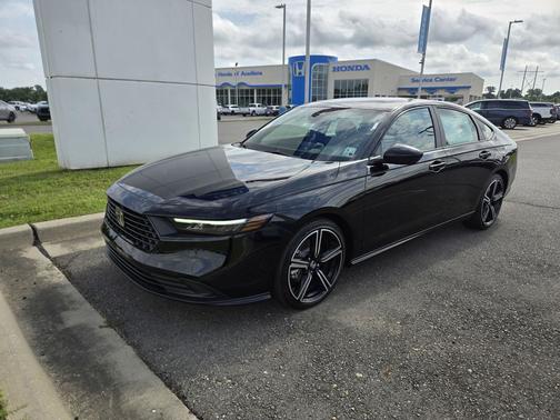 Crystal Black Pearl 2026 Honda Accord Hybrid Sport