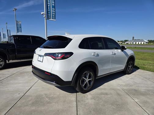 Platinum White Pearl 2024 Honda HR-V EX-L