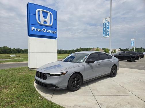 Urban Gray Pearl 2025 Honda Accord