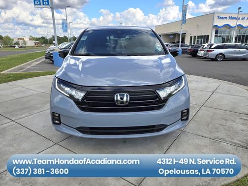 Sonic Gray Pearl 2024 Honda Odyssey