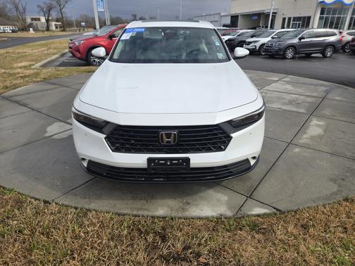 2023 Honda Accord Hybrid 