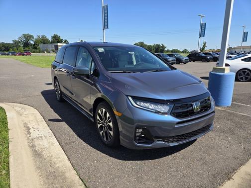 Smoke Blue Pearl 2026 Honda Odyssey Elite