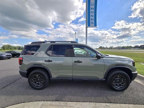 Ash Green Metallic 2026 Honda Passport AWD TrailSport Elite Blackout