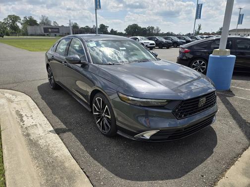 Meteorite Gray Metallic 2026 Honda Accord Hybrid Touring