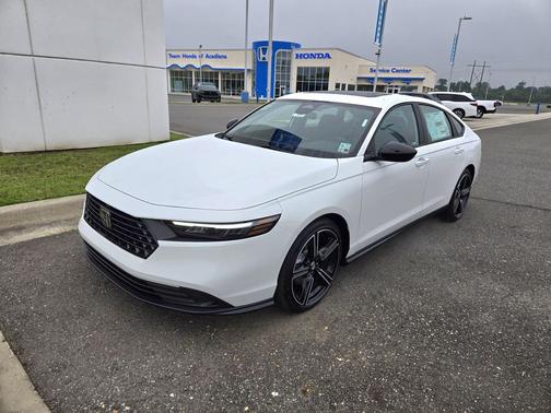 Platinum White Pearl 2026 Honda Accord Hybrid Sport