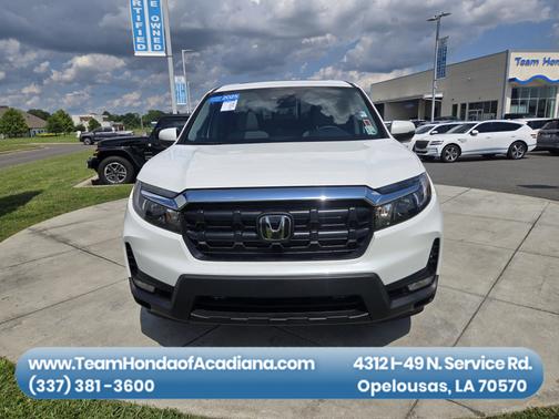 Platinum White Pearl 2025 Honda Ridgeline