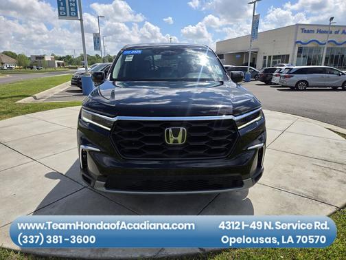 Crystal Black Pearl 2025 Honda Pilot