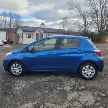 2014 Toyota Yaris LE