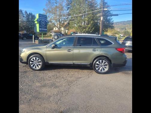 2018 Subaru Outback 2.5i Touring